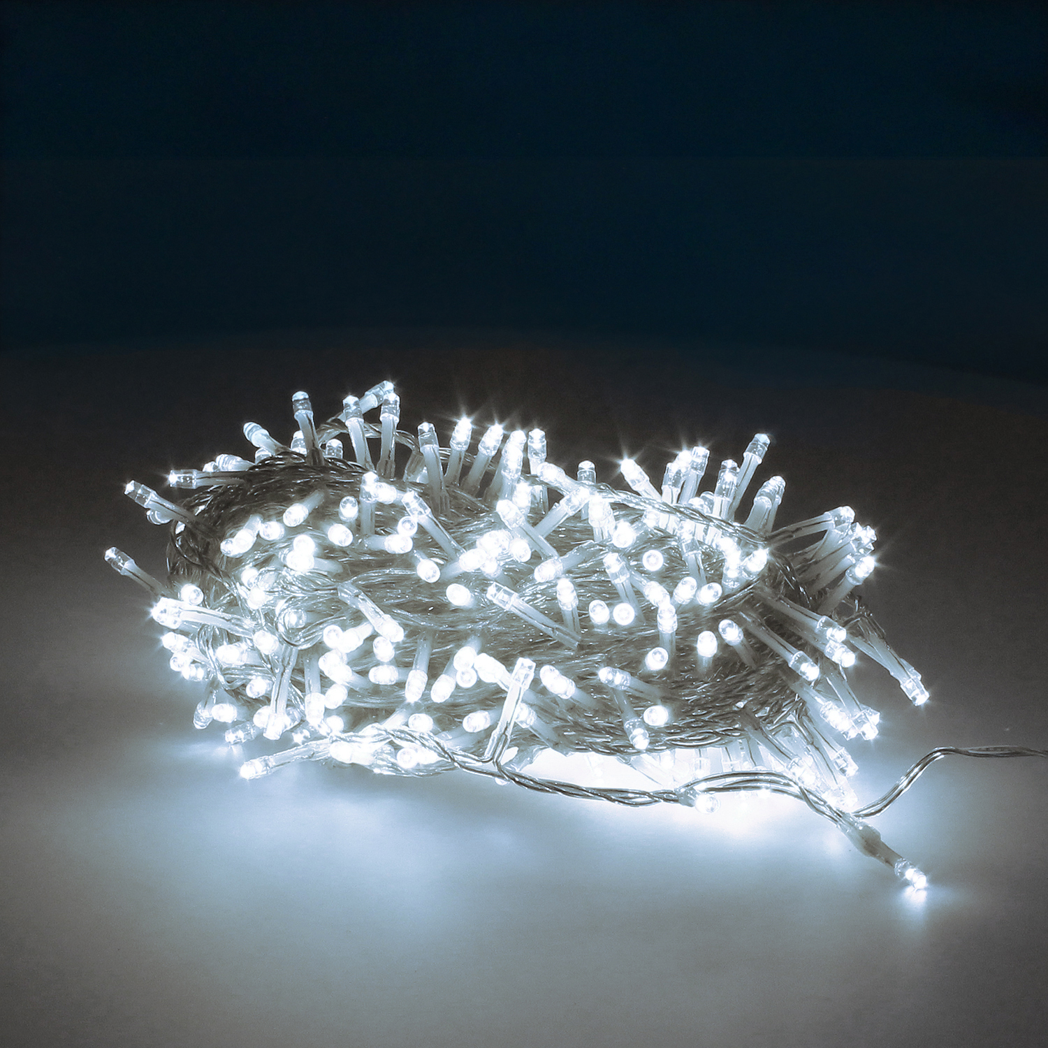 Guinalda Luces Navidad 300 Leds Color Blanco Frio Luz Navidad Interiores y Exteriores Ip44. Cable Tr